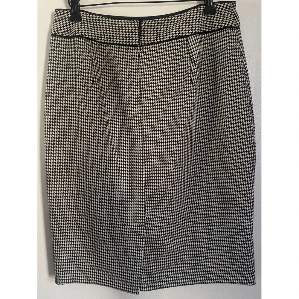 Talbots Classic Tailored Herringbone Straight Pencil Skirt Size 6 - Picture 5 of 11